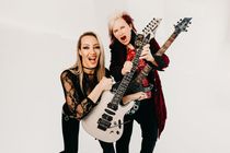 Los Angeles Rams award rocker Nita Strauss, one of the world's top female  guitarists, her Super Bowl ring