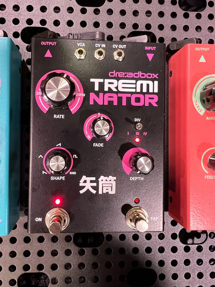 NAMM '19 - Spaceman Effects Mission Control Demo - Premier Guitar