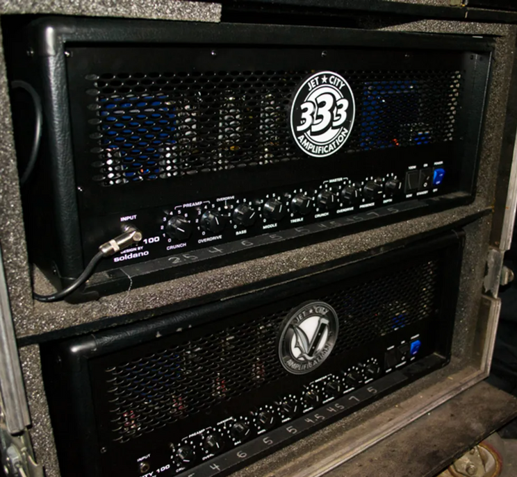 Synyster gates deals guitar rig